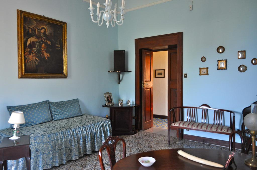 Villa Elizabeth Мілаццо Номер фото